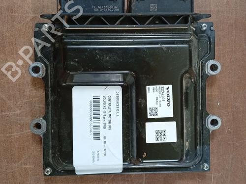 Used Engine control unit (ECU) VOLVO XC40 (536) D3 (150 hp) 27635751