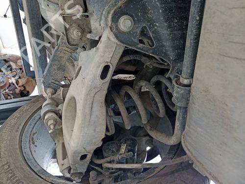 Used Right rear steering knuckle LAND ROVER DISCOVERY SPORT (L550) 2.2 D 4x4 (150 hp) 17853627