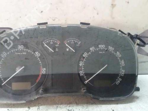 Used Instrument cluster SKODA OCTAVIA I (1U2) 1.9 TDI (90 hp) 17846413