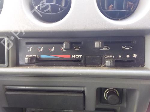 Used Climate control Climate control SUZUKI SAMURAI Closed Off-Road Vehicle (SJ_) 1.9 TD All-wheel Drive (SJ419TD) (63 hp) 39238865 39238865