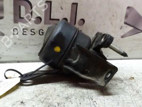Used Engine mount TOYOTA RAV 4 II (_A2_) 2.0 4WD (ACA21, ACA20) (150 hp) 18465812