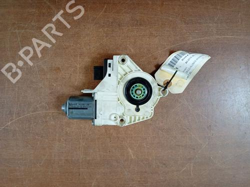 Used Left rear window motor AUDI A4 B8 (8K2) [2007-2017]  31182894