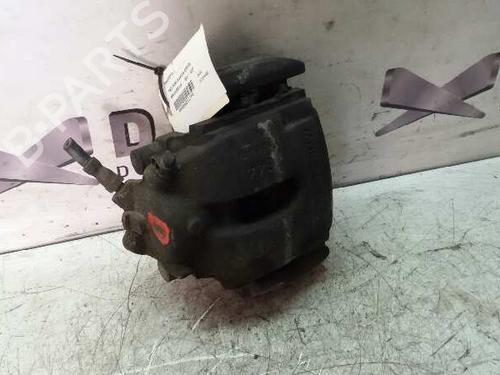 Used Right front brake caliper BMW X3 (E83) 2.0 d (150 hp) 17840381