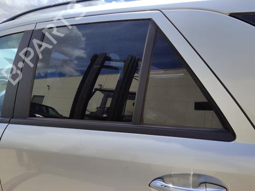 Rear left door window MERCEDES-BENZ M-CLASS (W164) ML 500 4-matic (164.175) BP18083288C20