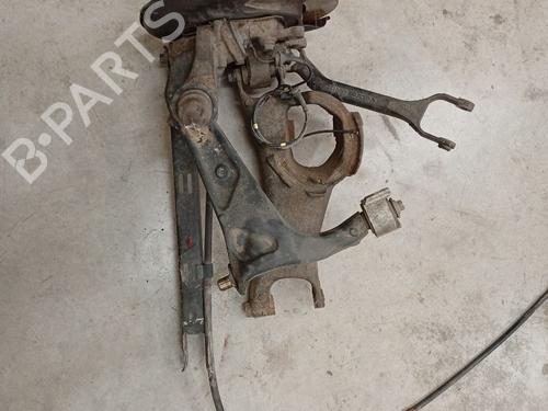 Fusee links achter VOLVO XC90 I (275) D5 AWD (185 hp) 25493973