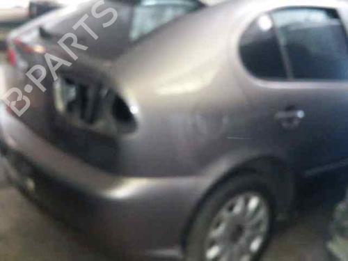 Windscreen washer tank SEAT LEON (1M1)  | BP18063152C113 