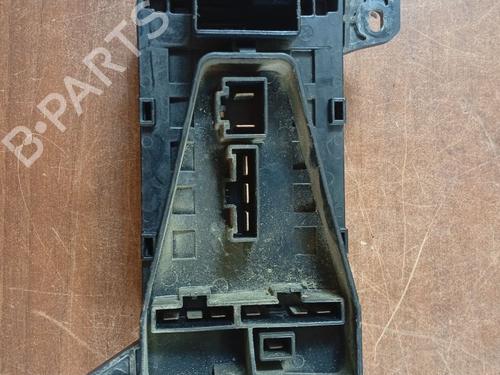 Fuse box LAND ROVER FREELANDER I (L314) 2.0 DI 4x4 | BP26222748E1 