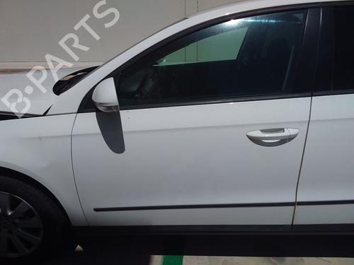Used Left front door VW PASSAT B6 (3C2) 2.0 TDI (110 hp) 26007134