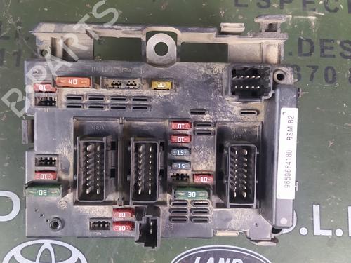 Used Fuse box Fuse box PEUGEOT 206 Hatchback (2A/C) 1.4 HDi eco 70 (68 hp) 17852366 17852366