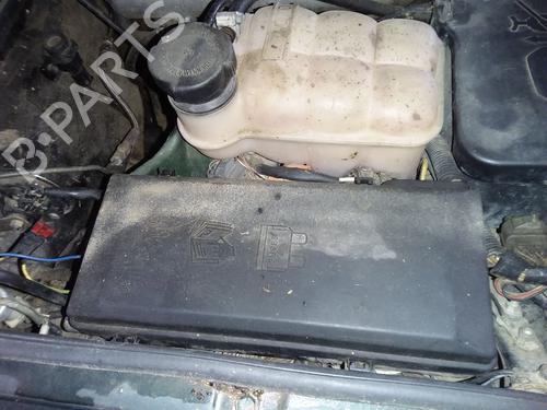 Used Fuse box Fuse box LAND ROVER DISCOVERY II (L318) 2.5 Td5 4x4 (139 hp) 35905578 35905578
