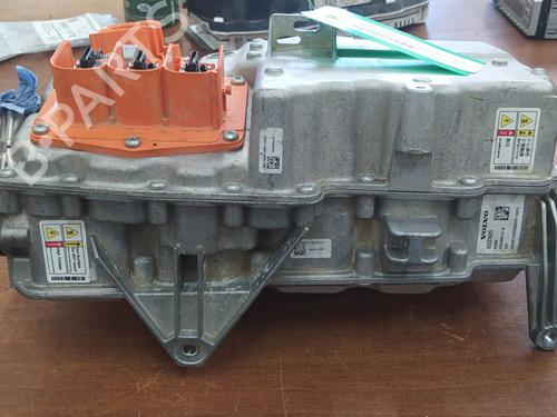 Used Electronic module Electronic module VOLVO XC90 II (256) T8 Hybrid AWD (407 hp) 18097417 18097417