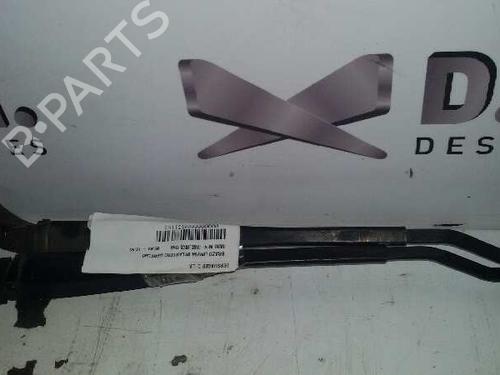 Used Front windshield wiper arm MINI MINI (R50, R53) One (90 hp) 17840649