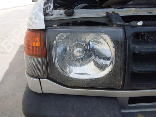 Used Right headlight MITSUBISHI GALLOPER (JK-01) 2.5 TD intercooler (99 hp) 25671414