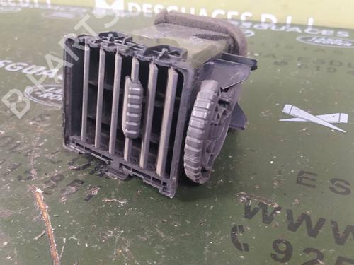 Used Air vent NISSAN X-TRAIL I (T30) 2.2 dCi 4x4 (136 hp) 17853745