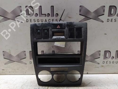 Used Warning switch HYUNDAI COUPE II (GK) 1.6 16V (105 hp) 17848256