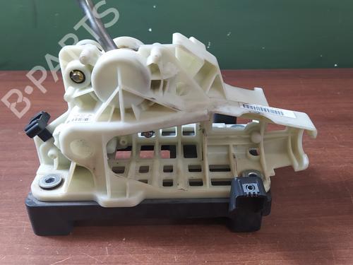Gear lever LAND ROVER FREELANDER 2 (L359) 2.2 TD4 4x4 | BP17855261M90 