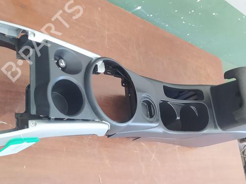 Used Armrest / Center console Armrest / Center console MITSUBISHI ASX (GA_W_) 1.8 DI-D (GA6W) (116 hp) 36469910 36469910