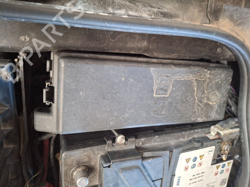 Used Fuse box LAND ROVER RANGE ROVER SPORT I (L320) 3.0 D 4x4 (245 hp) 18948748