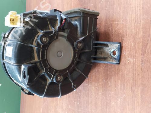 Heater blower motor TOYOTA YARIS (_P13_) 1.5 Hybrid (NHP130_, NHP130) | BP24368584M62 