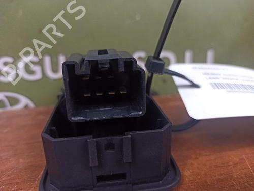 Right rear window switch LAND ROVER DISCOVERY III (L319) 2.7 TD 4x4 | BP17841339I28 