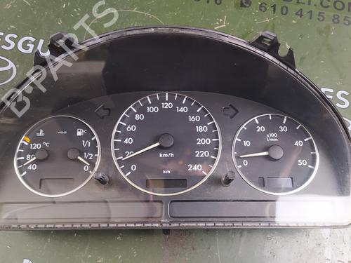 Used Instrument cluster MERCEDES-BENZ M-CLASS (W163) ML 270 CDI (163.113) (163 hp) 17851331