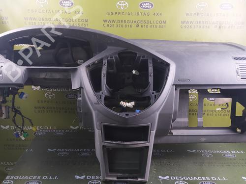Dashboard KIA CARENS II MPV (FJ) 2.0 CRDi | BP17851803C46 