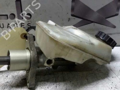 Used Brake master cylinder FORD FOCUS II (DA_, HCP, DP) 2.0 TDCi (136 hp) 17845722