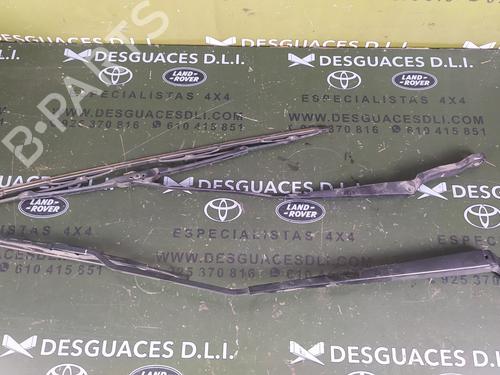 Used Front windshield wiper arm PEUGEOT 206 Hatchback (2A/C) 1.4 HDi eco 70 (68 hp) 17852385