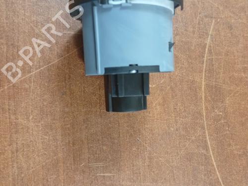 Forlygtekontakt SKODA OCTAVIA II (1Z3) 1.6 TDI | BP29750715I24