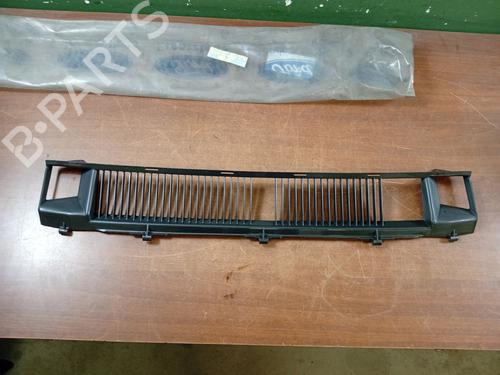 Used Grille FORD SIERRA II (GBG, GB4) [1987-1993]  31068338