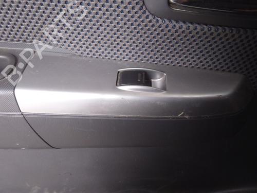 left-rear-window-switch-toyota-hilux-vii-pickup-_n1_-_n2_-_n3_-2004-2005-2006-2007-2008-2009-2010-2011-2012-2013-2014-2015-2016-27310421 main image