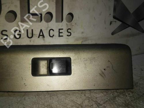 Right front window switch NISSAN PATHFINDER III (R51) 2.5 dCi | BP17843727I26 