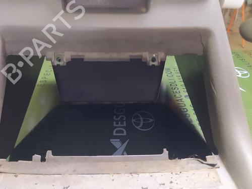 Armrest / Center console LAND ROVER DISCOVERY II (L318) 2.5 Td5 4x4 | BP17850642I20 