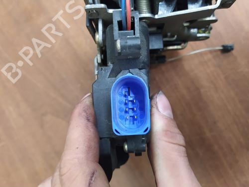 Rear right lock VW TOUAREG (7LA, 7L6, 7L7) 2.5 R5 TDI | BP17845145C99 