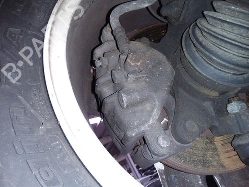 Used Right front brake caliper LAND ROVER FREELANDER I (L314) [1998-2006]  27501587