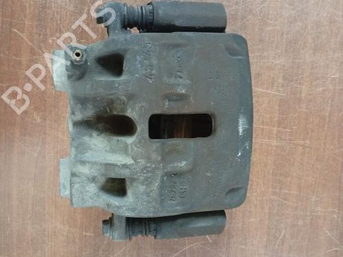 Used Right front brake caliper LAND ROVER DISCOVERY II (L318) 2.5 Td5 4x4 (139 hp) 26005138