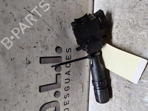 Used Headlight switch HYUNDAI COUPE II (GK) 1.6 16V (105 hp) 17848254