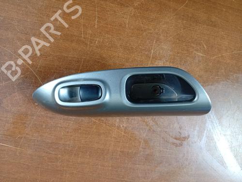 Used Right rear window switch NISSAN JUKE (F15) 1.5 dCi (110 hp) 30672116