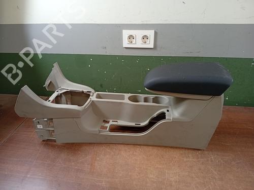 Used Armrest / Center console FORD FOCUS II (DA_, HCP, DP) [2004-2013]  31849123