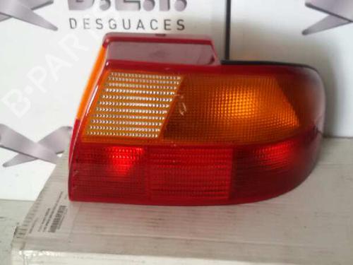 Right taillight FORD MONDEO I (GBP) 2.0 i 16V 4x4 (132 hp) 17840853