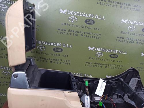 Armrest / Center console LAND ROVER RANGE ROVER SPORT I (L320) 2.7 D 4x4 | BP17849657I20 