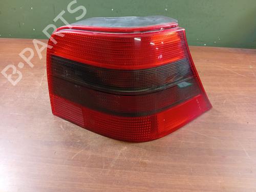 Piloto trasero derecho VW GOLF IV (1J1) [1997-2008]  29944319