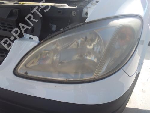 Used Left headlight MERCEDES-BENZ VITO / MIXTO Van (W639) [2003-2025]  26882921