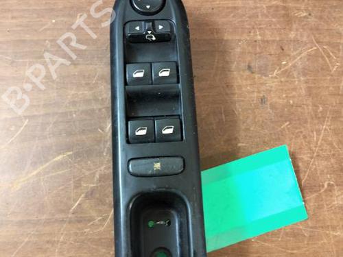 Used Left front window switch Left front window switch 39069990 39069990