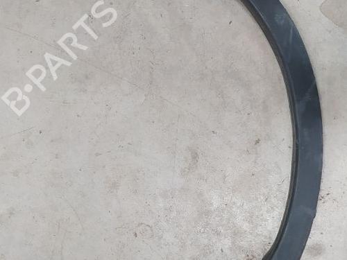 Used Rear right wheel arch trim Rear right wheel arch trim 37756387 37756387