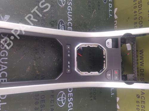 Autre LAND ROVER RANGE ROVER EVOQUE (L538) 2.2 D (150 hp) 17952368