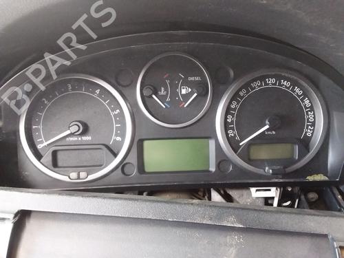 Used Instrument cluster LAND ROVER DISCOVERY III (L319) [2004-2009]  27442216