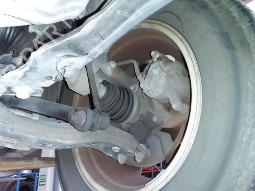 Used Left front steering knuckle TOYOTA RAV 4 III (_A3_) 2.2 D 4WD (ALA30_, ALA30R) (150 hp) 31249417