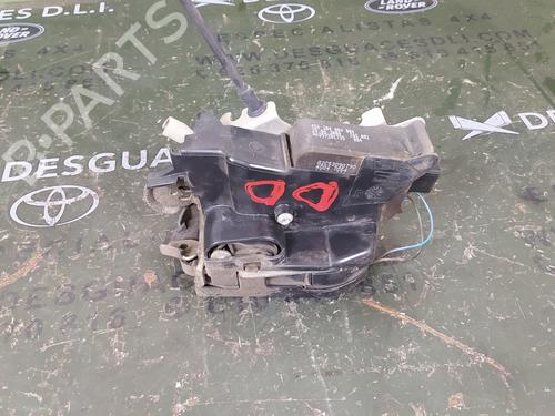 Used Front right lock MERCEDES-BENZ VITO / MIXTO Van (W639) 111 CDI (639.601, 639.603) (116 hp) 17847202