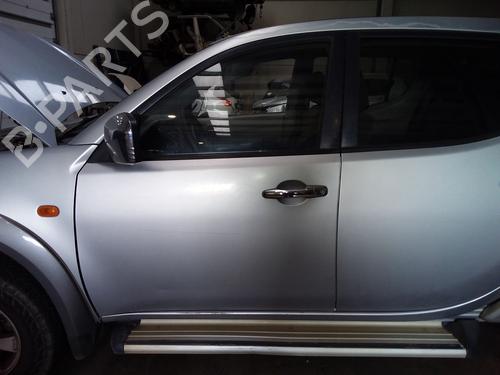 Used Left front door MITSUBISHI L200 / TRITON (KA_T, KB_T) [2004-2018]  31613497